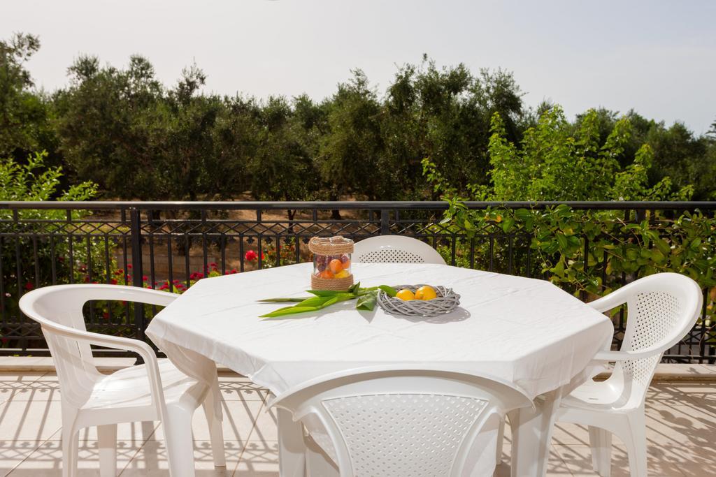 Galatea Apartment Kypseli Exterior foto
